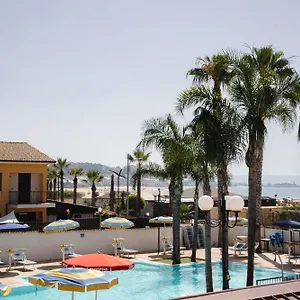  Aparthotel Andrea Vacanze L'ancora